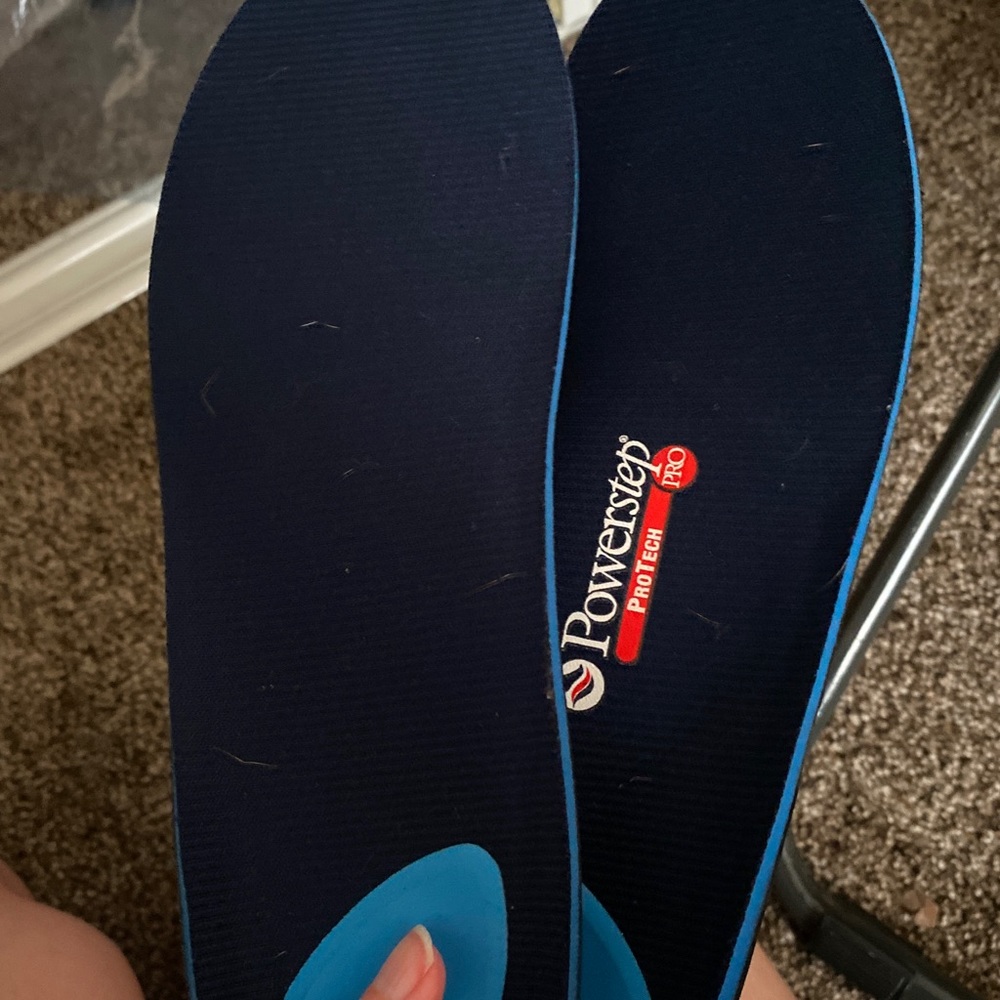 Shoe insoles